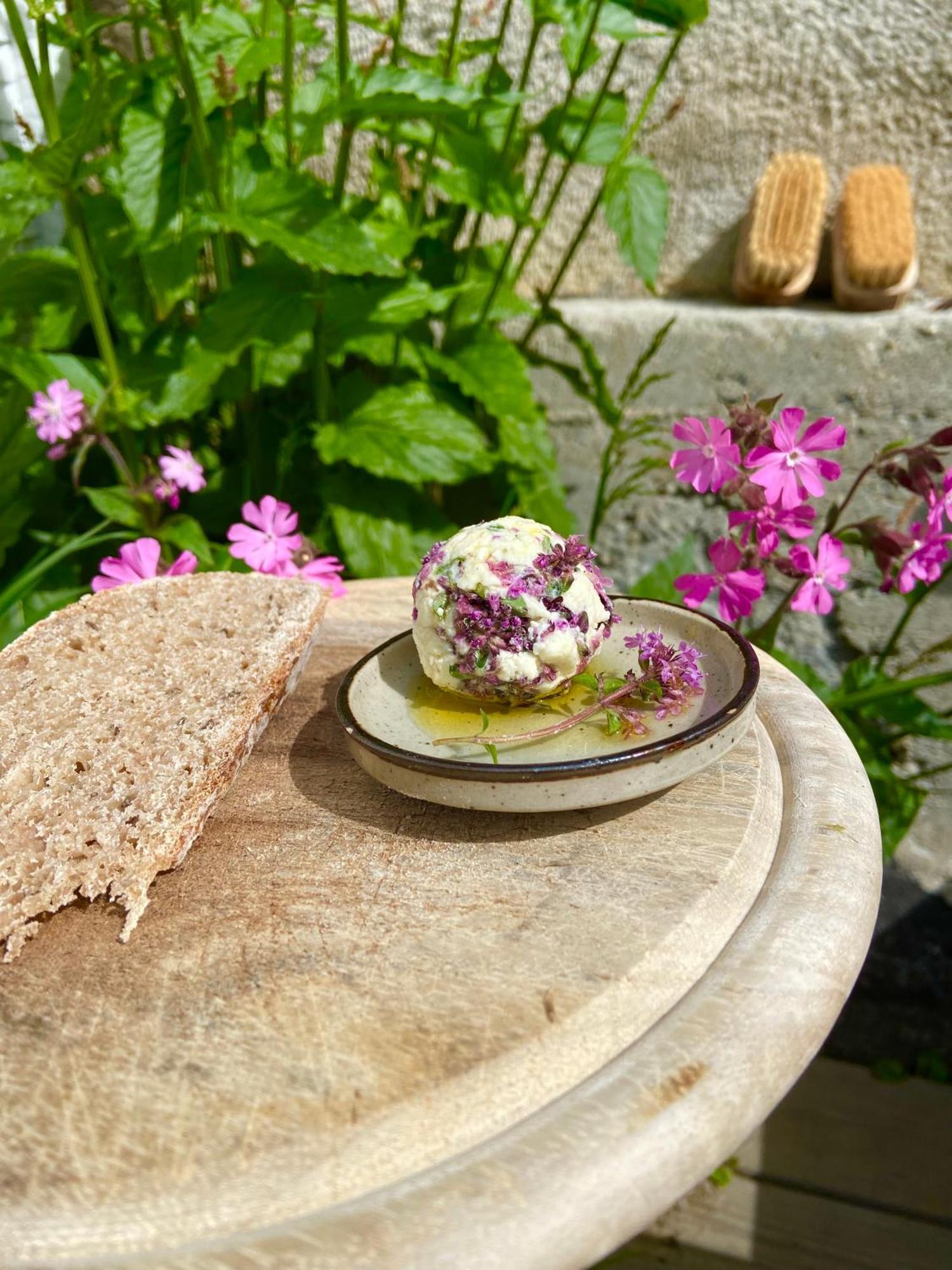 Bed and Breakfast Alp Es-Cha Dadour Madulain Екстер'єр фото